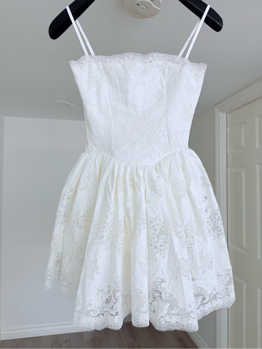 House of CB Chloe White Lace Cotton Broderie Anglaise Mini Dress Regular Length